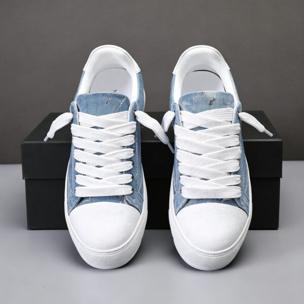 04-2L5A6310 Blue Earth